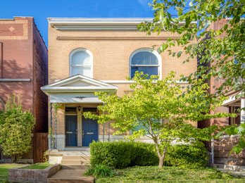 thumbnail for Excellent 4BR/2BA Duplex // Now Available!