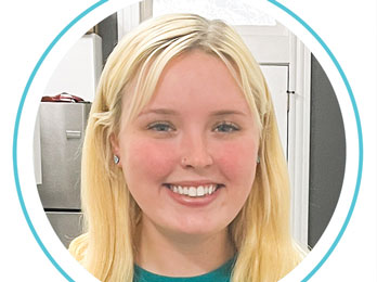 thumbnail for Gabby Magana // Nov. ’22 Employee of the Month