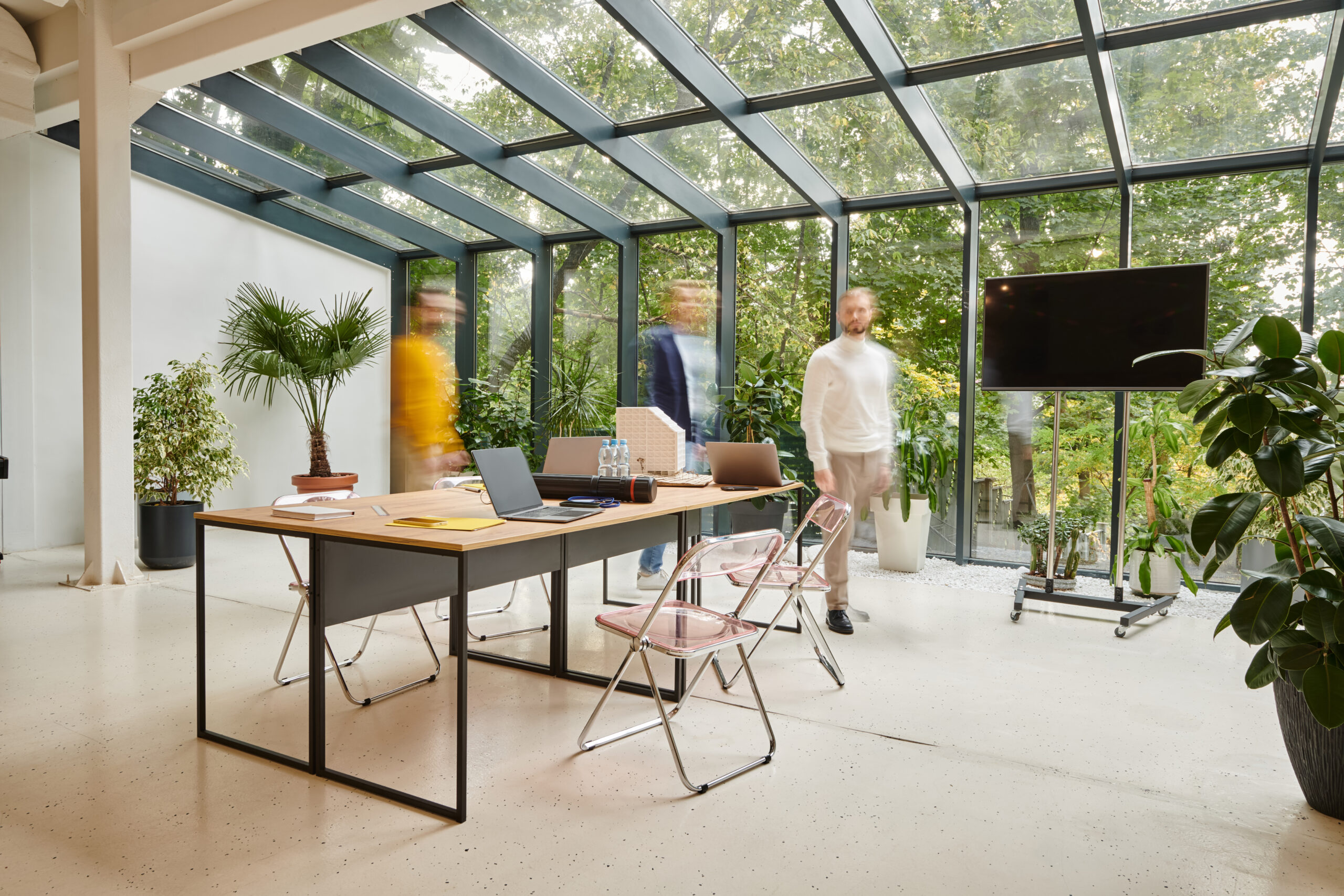 thumbnail for Flat-Fee vs Commission: What’s Best for Rentals